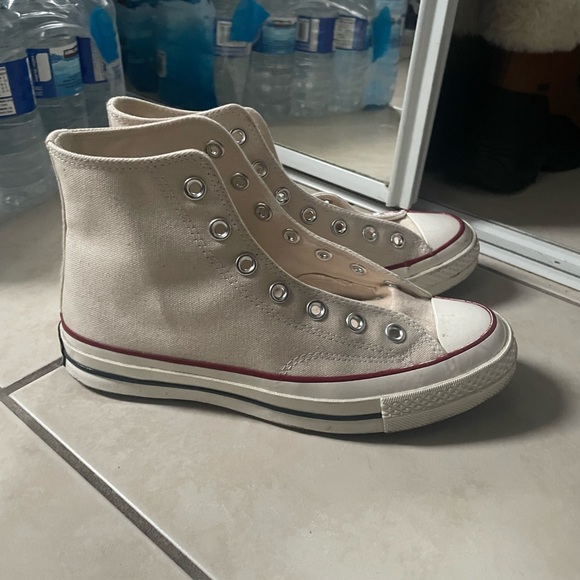 cream converse - Picture 1 of 4